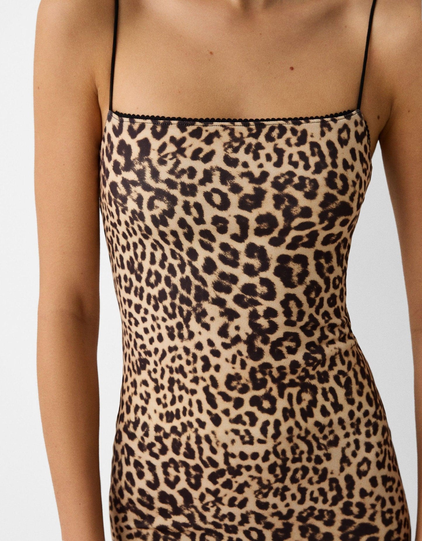 MODAELA LEOPARD DRESS